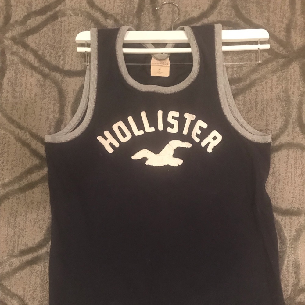 Hollister Tank